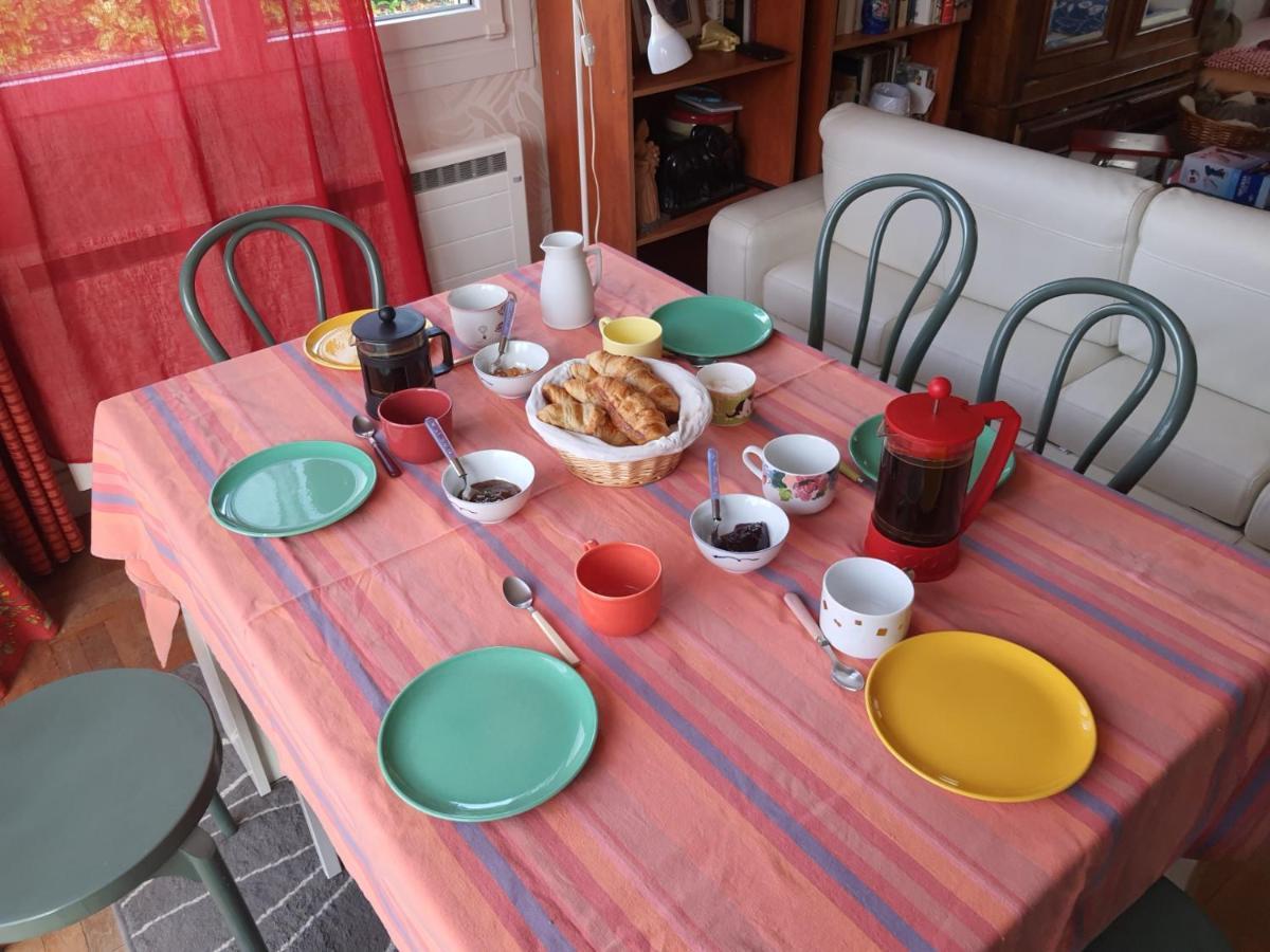 Barbezieres Domi Et Les Chats المظهر الخارجي الصورة